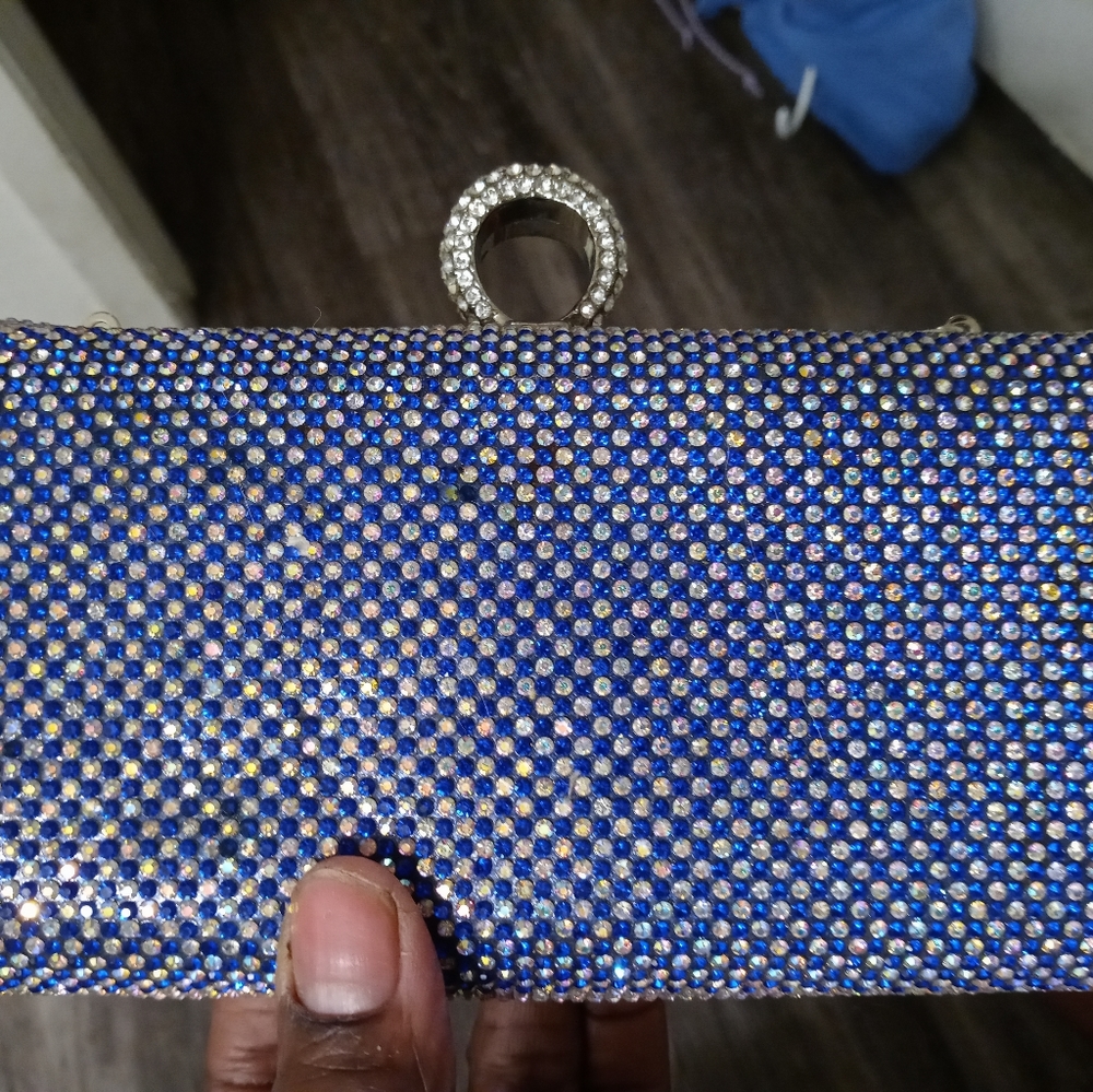 PURSE - Picture 5 of 8